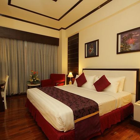 Hotel Maharadja Джакарта Екстер'єр фото