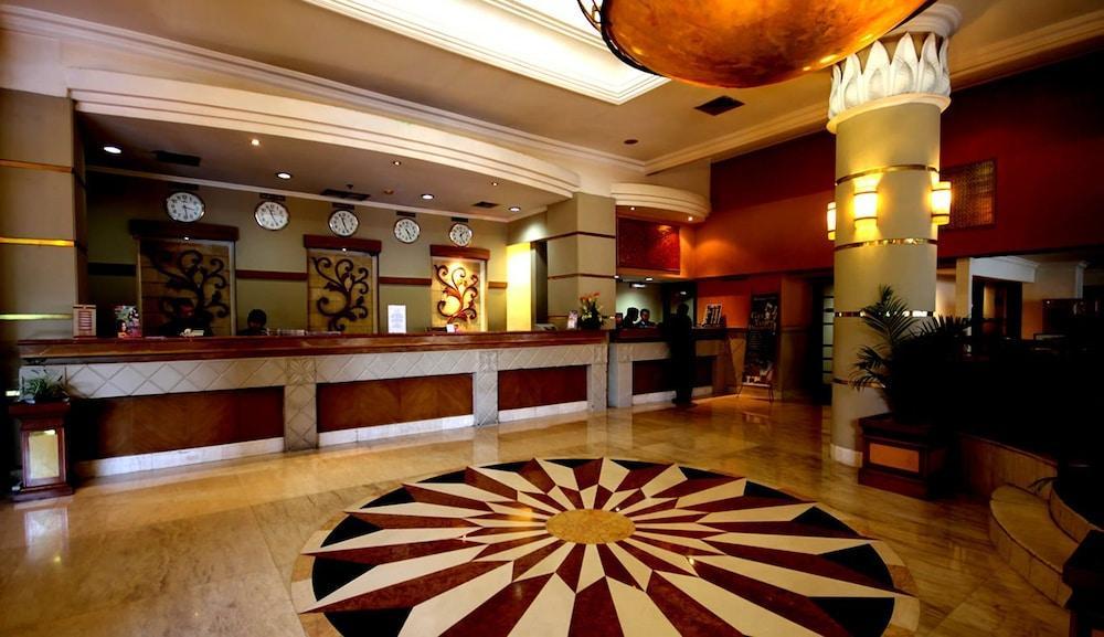 Hotel Maharadja Джакарта Екстер'єр фото