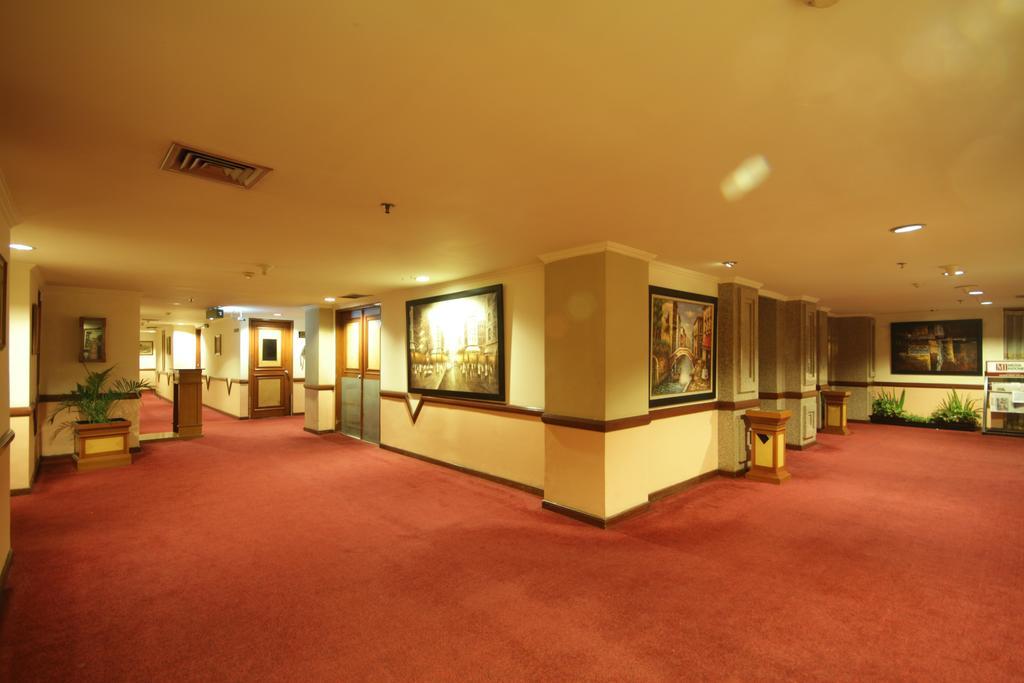 Hotel Maharadja Джакарта Екстер'єр фото